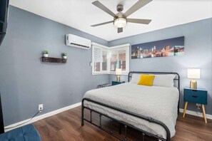1 Schlafzimmer, Schreibtisch, Bügeleisen/Bügelbrett, WLAN