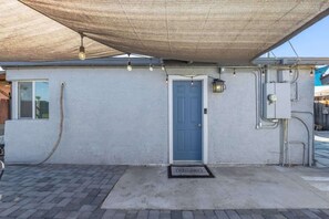 Exterior detail - Adorable Guesthouse/Studio in Central Phoenix (Phoenix)
