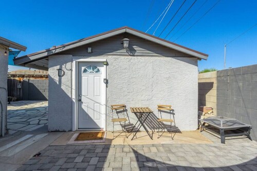 Adorable Guesthouse/Studio in Central Phoenix
