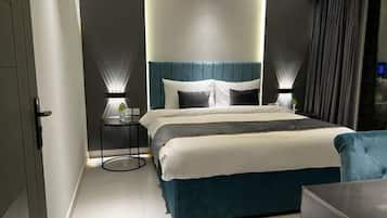 Deluxe Apartment | 1 bedroom, desk, soundproofing, iron/ironing board