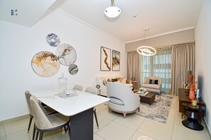 Standard-Apartment | 2 Schlafzimmer, Bügeleisen/Bügelbrett, kostenloses WLAN