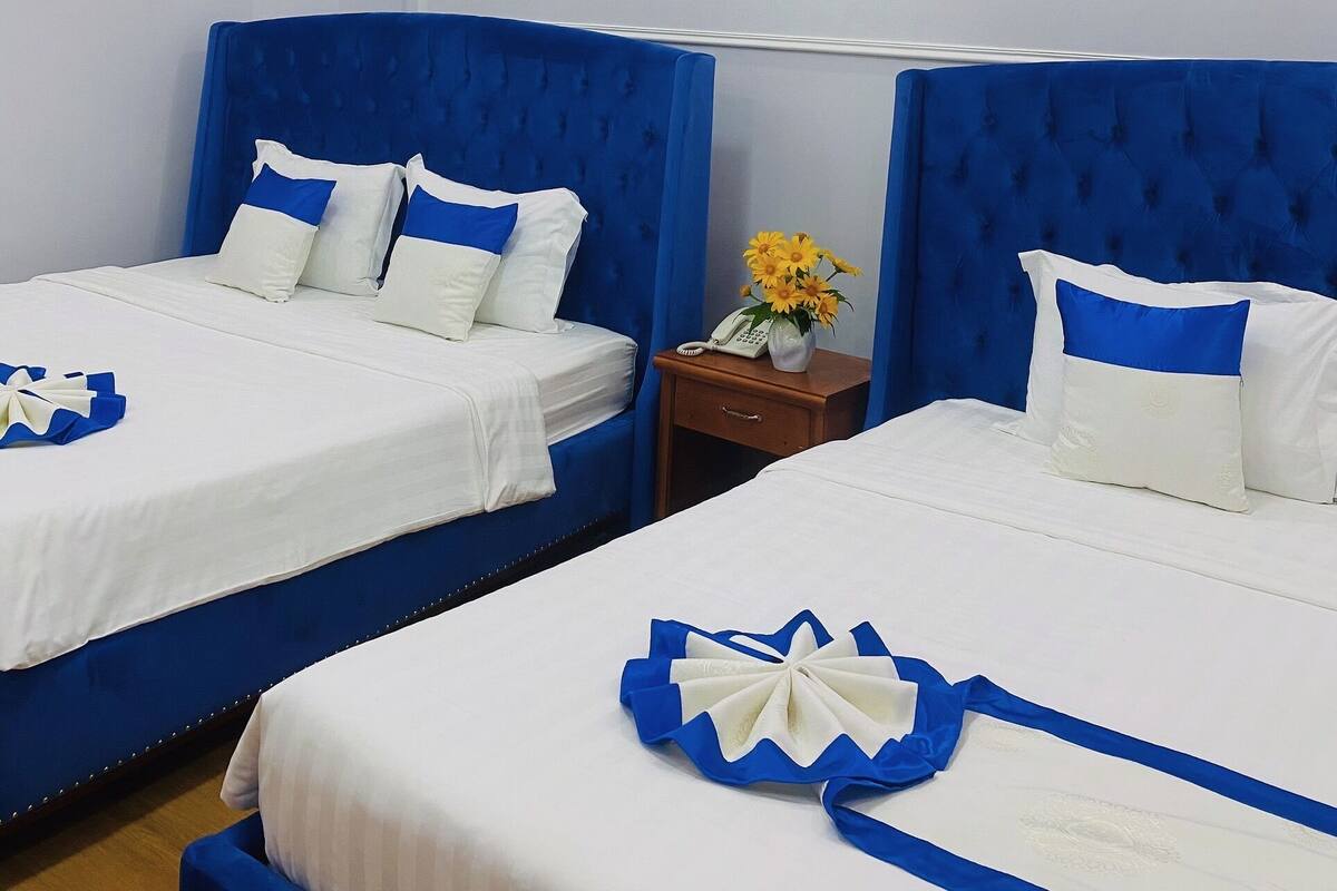 Deluxe Double or Twin Room | Premium bedding, down duvets, pillow-top beds, free minibar items