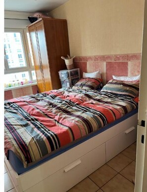 1 bedroom, WiFi, bed sheets