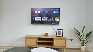 Unclassified image, 5 of 26, button - Molivu Homes 1BR | New Build | Pet Friendly | W/D (San Jose)