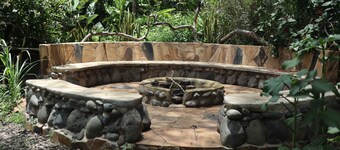 ลอจ์อิชารา