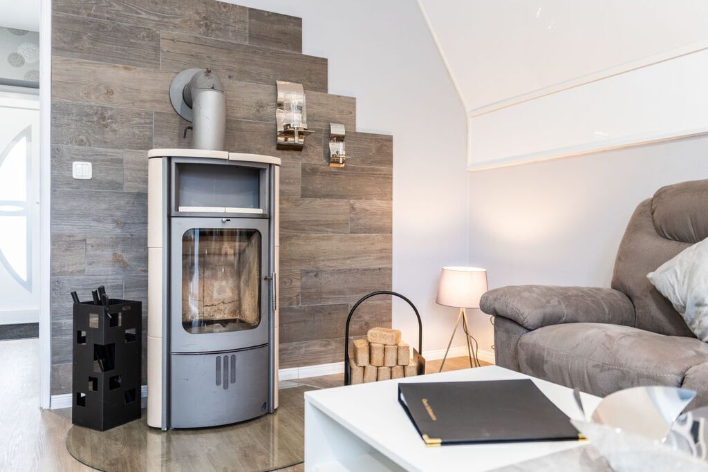 Smart-tv och eldstad