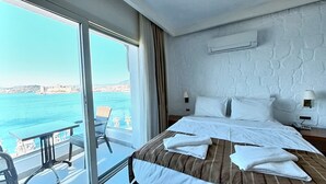Deluxe Room with Balcony - Bodrum Gulet Otel (Bodrum)