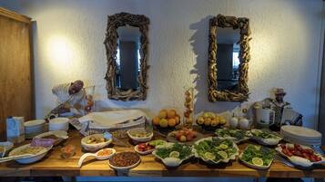 Tägliches inbegriffenes Frühstücksbuffet