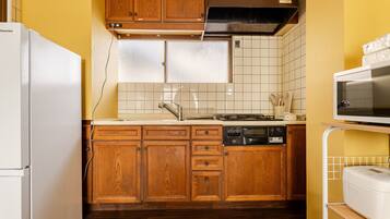 Basic Apartment | Private kitchen