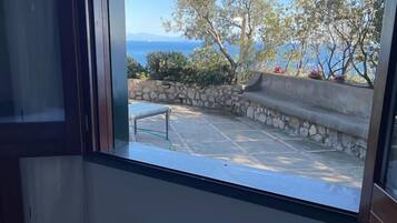 Biệt thự Exclusive | Hiên