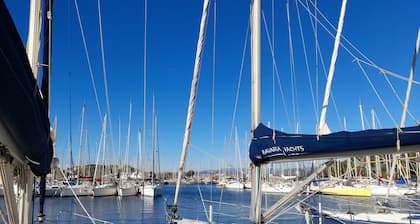 Voilier Confortable, Vue sur le Golfe, au Coeur de Propriano et Plage à Pied