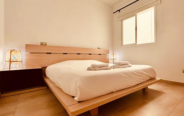 2 bedrooms, iron/ironing board