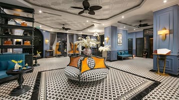 Sala de estar en el lobby