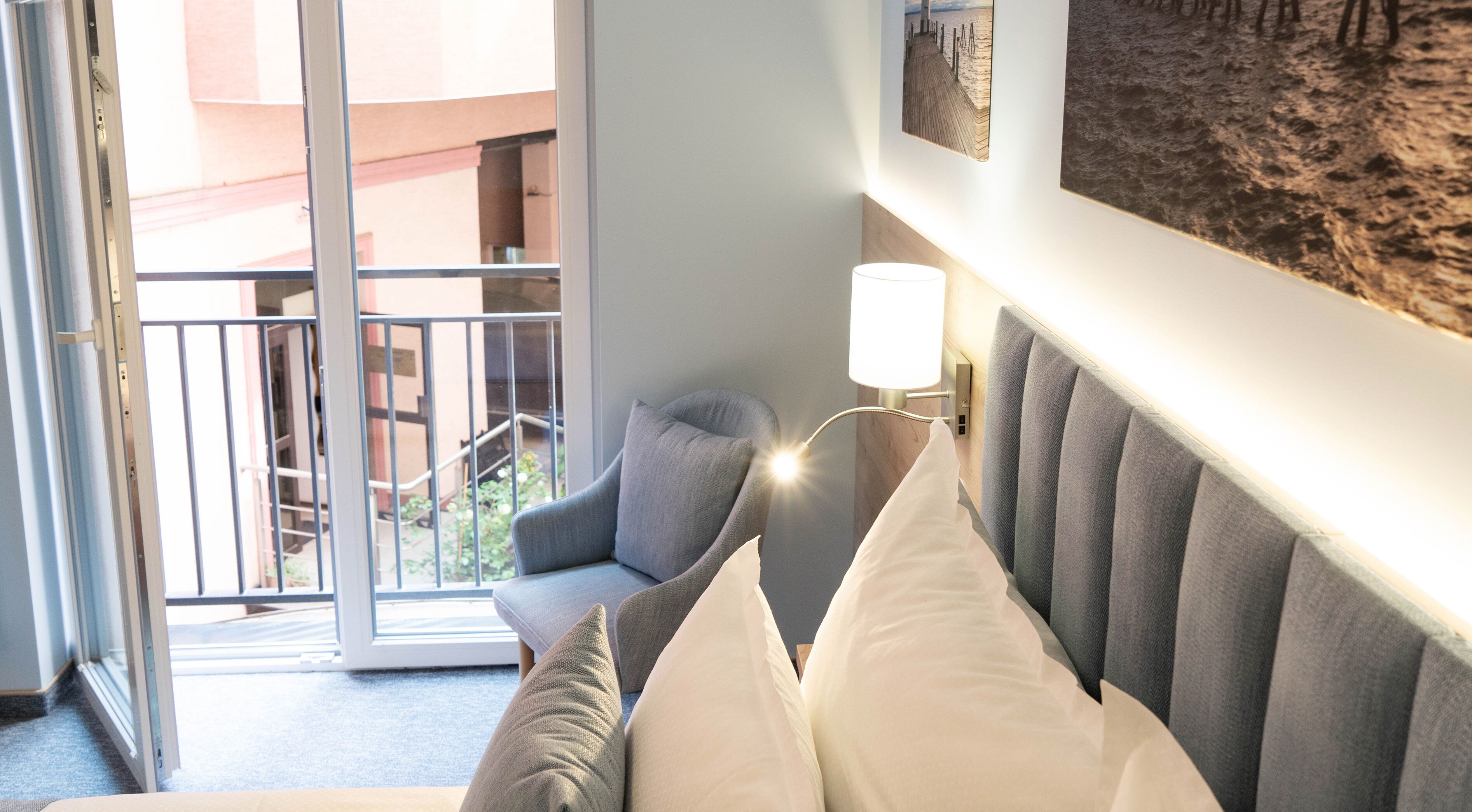 Habitación de diseñador, para no fumadores, vista al patio | Vista del balcón