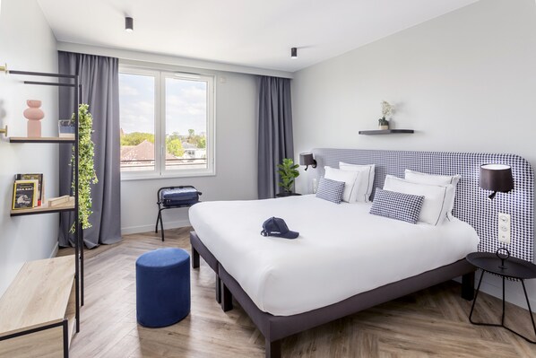 Grand-Studio | Schreibtisch, laptopgeeigneter Arbeitsplatz, kostenloses WLAN