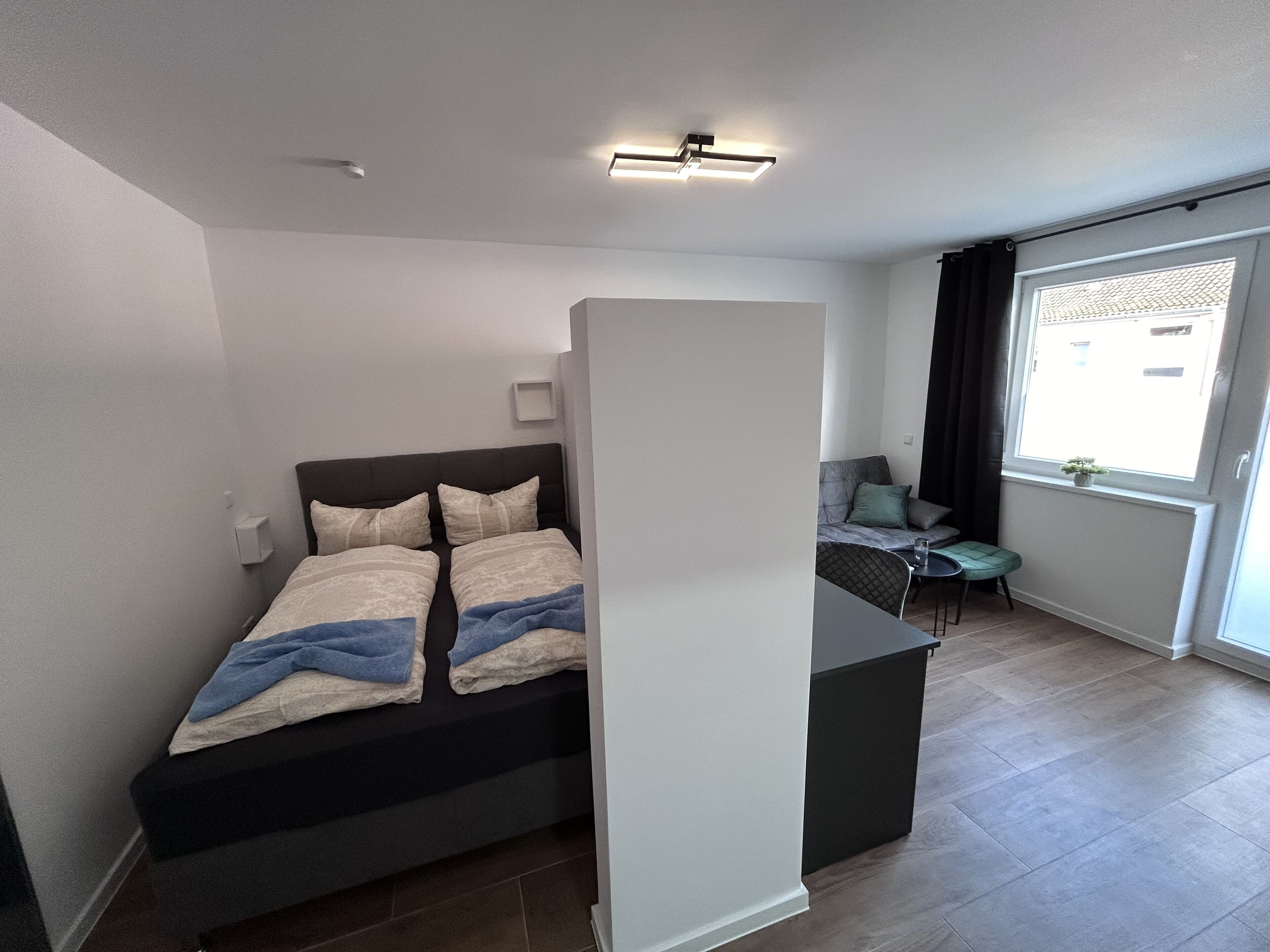 1 bedroom, desk, free WiFi, bed sheets