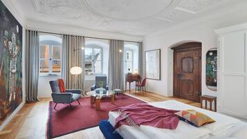 Design Double Room, 1 King Bed, Non Smoking, Bathtub | View from room