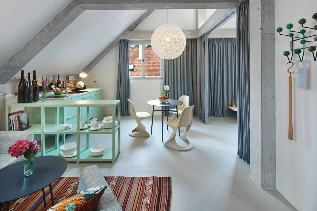 Design Apartment, 1 Queen Bed, Non Smoking, Allergy Friendly