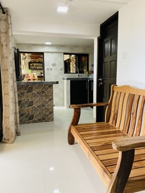 Living area - Oceanic View Apartments (Mahé Island)