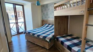 1 bedroom, iron/ironing board, WiFi, bed sheets