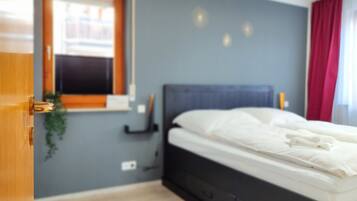 1 bedroom, iron/ironing board, travel crib, free WiFi