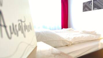 1 Schlafzimmer, Bügeleisen/Bügelbrett, Reisekinderbett, kostenloses WLAN