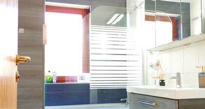 Terminal Design Apartments - Terrasse & Waiputv