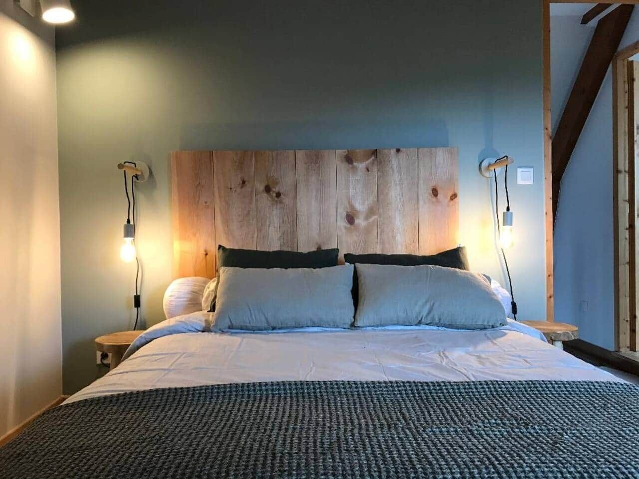 4 bedrooms, iron/ironing board, free WiFi