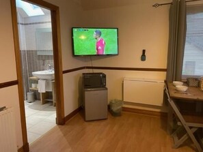 Interior - Rushfield House (Fort William)