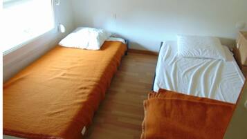 2 bedrooms, free WiFi, bed sheets