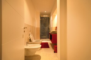 Shower, hair dryer, bidet, towels - If you are looking for old town flair and beautiful walks (Meran)