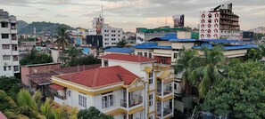 ด้านหน้าที่พัก