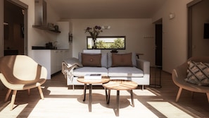 Suitelodge Whirlpool and Sauna | Living area
