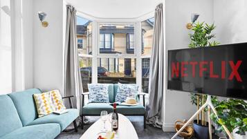 TV, stereo, offices