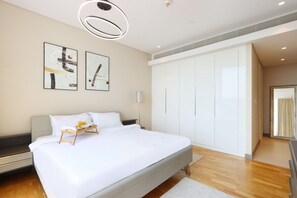 1 chambre, fer et planche à repasser, accès au Wi-Fi (inclus)