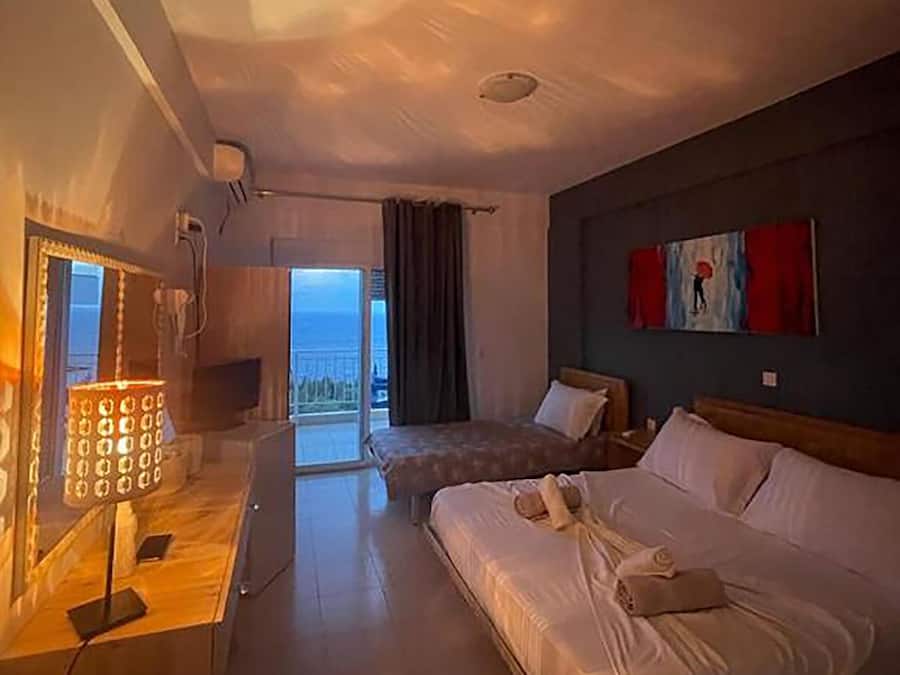 Sistema de insonorización, wifi gratis y ropa de cama