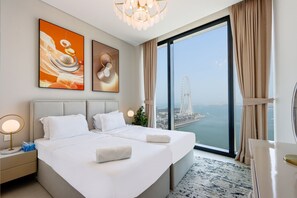 2 chambres, fer et planche à repasser, Wi-Fi gratuit, draps fournis