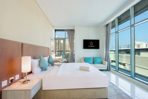 1 bedroom, iron/ironing board, free WiFi, bed sheets - Livbnb- Cosy Studio in Palm, Close to Nakheel Mall (Dubai)