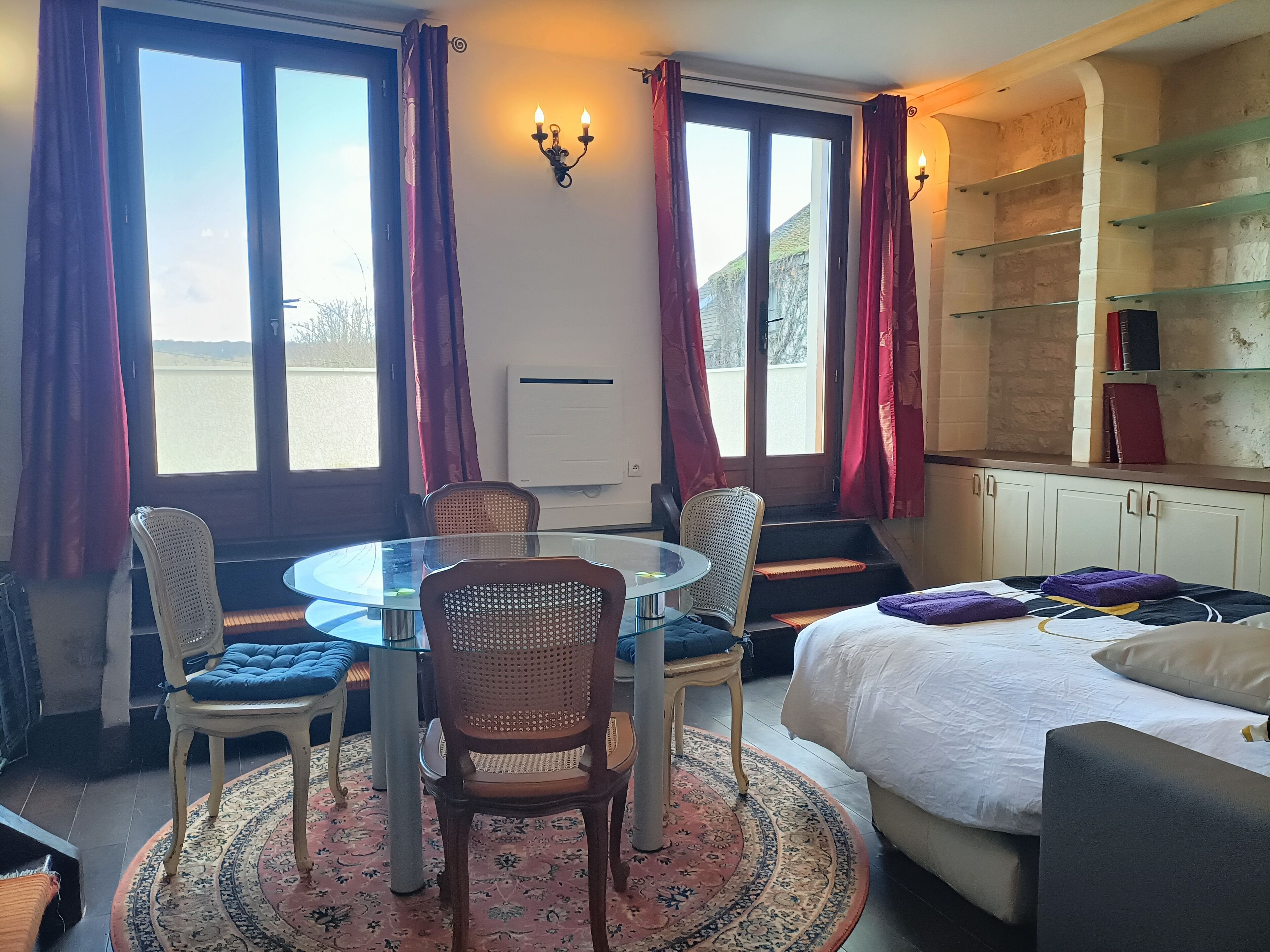 5 habitaciones, cuna de viaje, wifi gratis y ropa de cama 