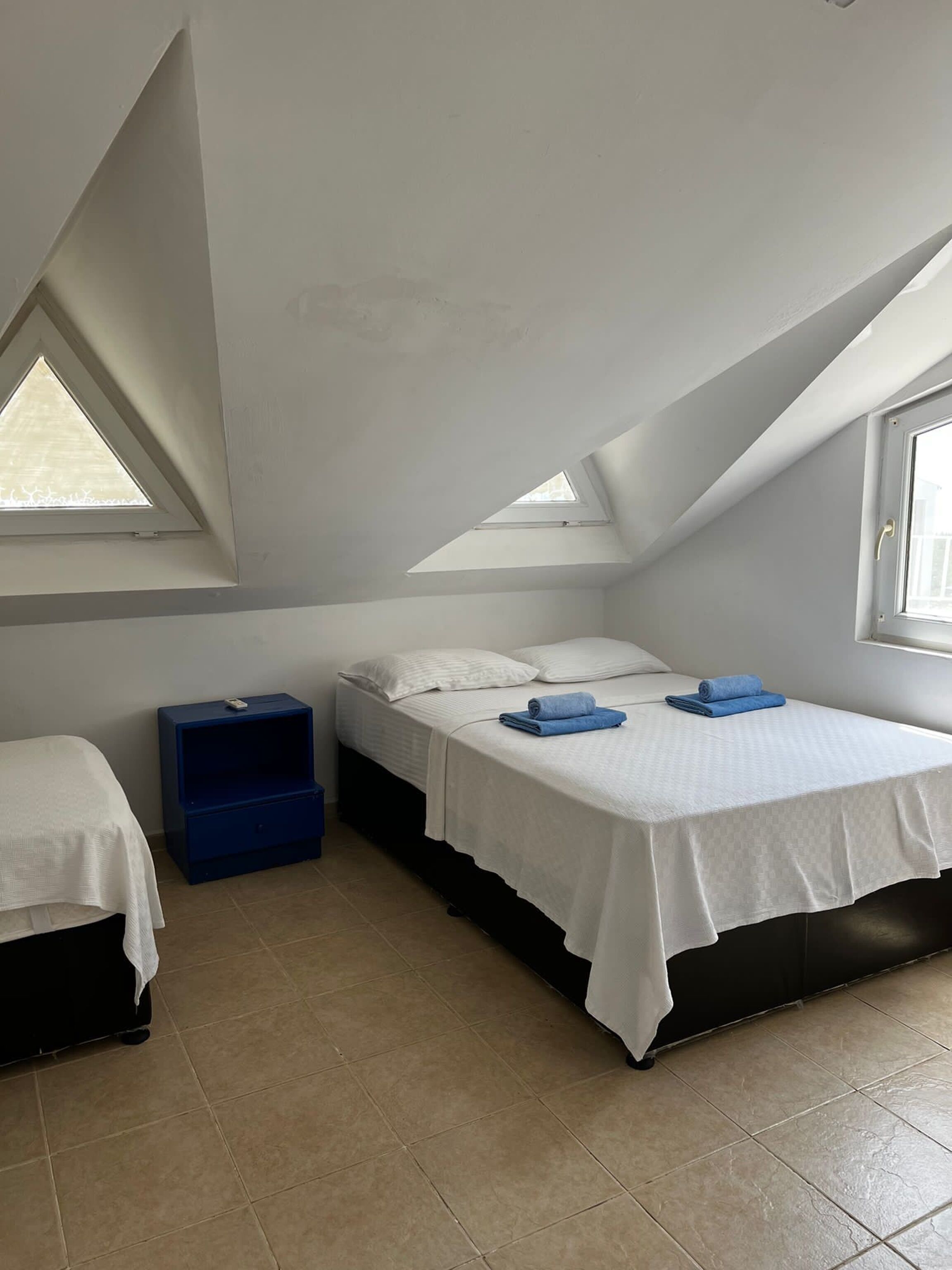 Photo - New golden gate hotel