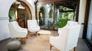 Chambre Affaires | Terrasse/Patio