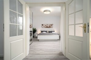 2 habitaciones, escritorio, cuna de viaje y wifi gratis 
