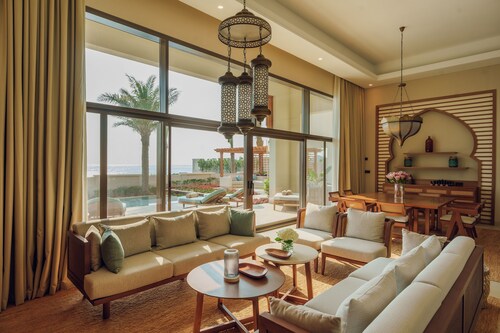 Naama Beach Villas & Spa
