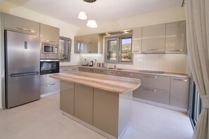 Villa, Smoking - Villa Aglaia in Mavrata (Kefalonia)