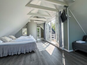 Cunas gratuitas, wifi gratis y ropa de cama 