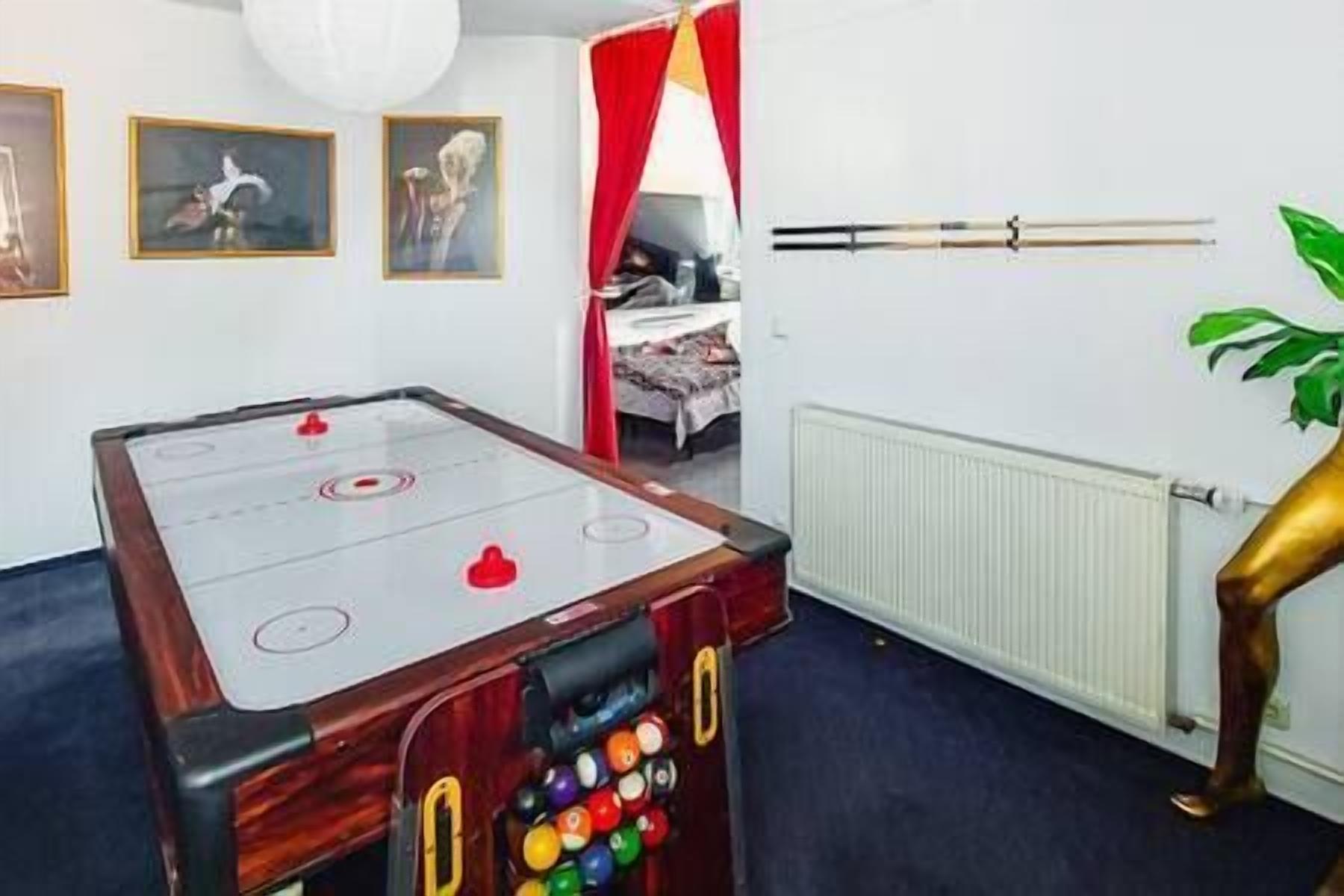Spielezimmer