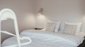 Dobbeltrom – basic | Skrivebord, wi-fi (inkludert) og sengetøy