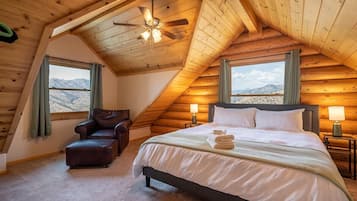 5 bedrooms, iron/ironing board, internet, bed sheets