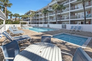 A heated pool - Almost Eden - Deeded Beach Access / 3 Pools (Santa Rosa Beach)