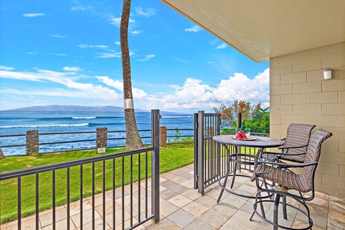 Direct Oceanfront Studio - Affordable -Noelani 119-Turtle Viewing Beach